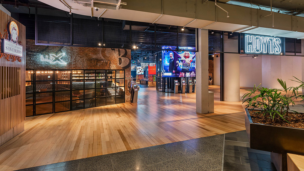Melbourne Commercial Fitout | Hoyts Highpoint | Timber Revival